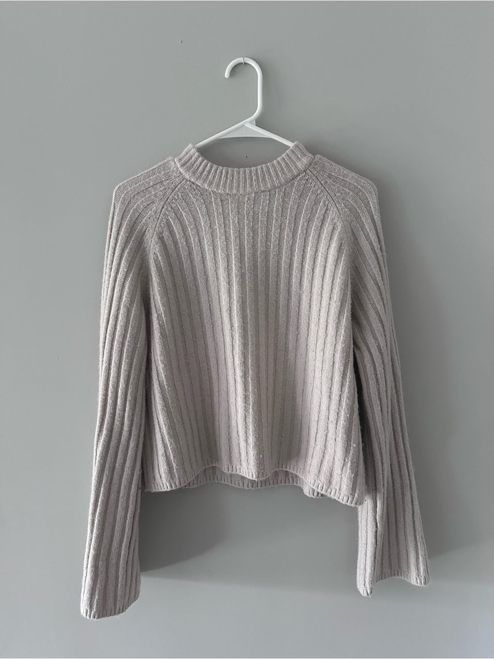 H&M Cream Ribbed Sweater